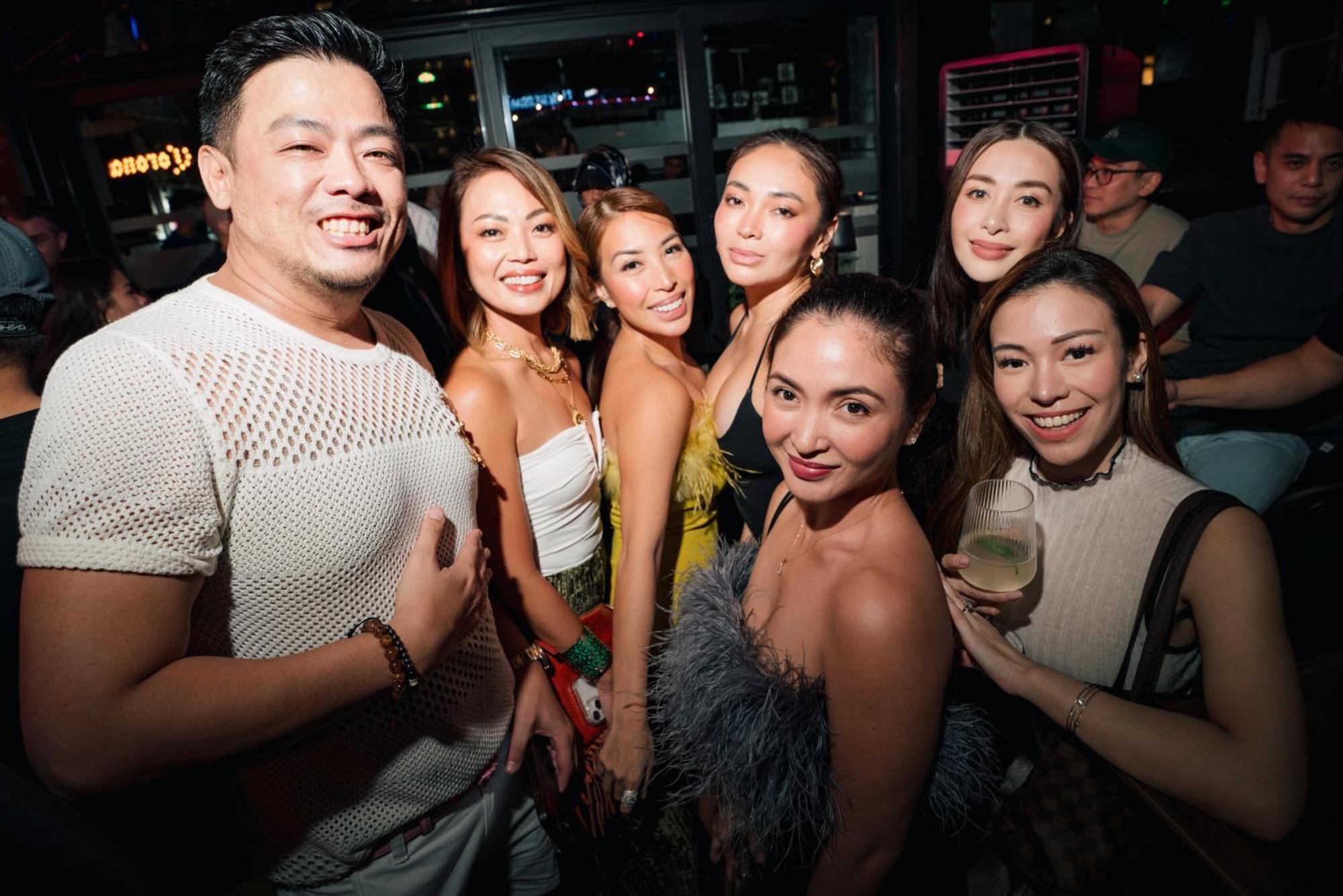 Хостел Mad Monkey Manila Makati City Екстер'єр фото