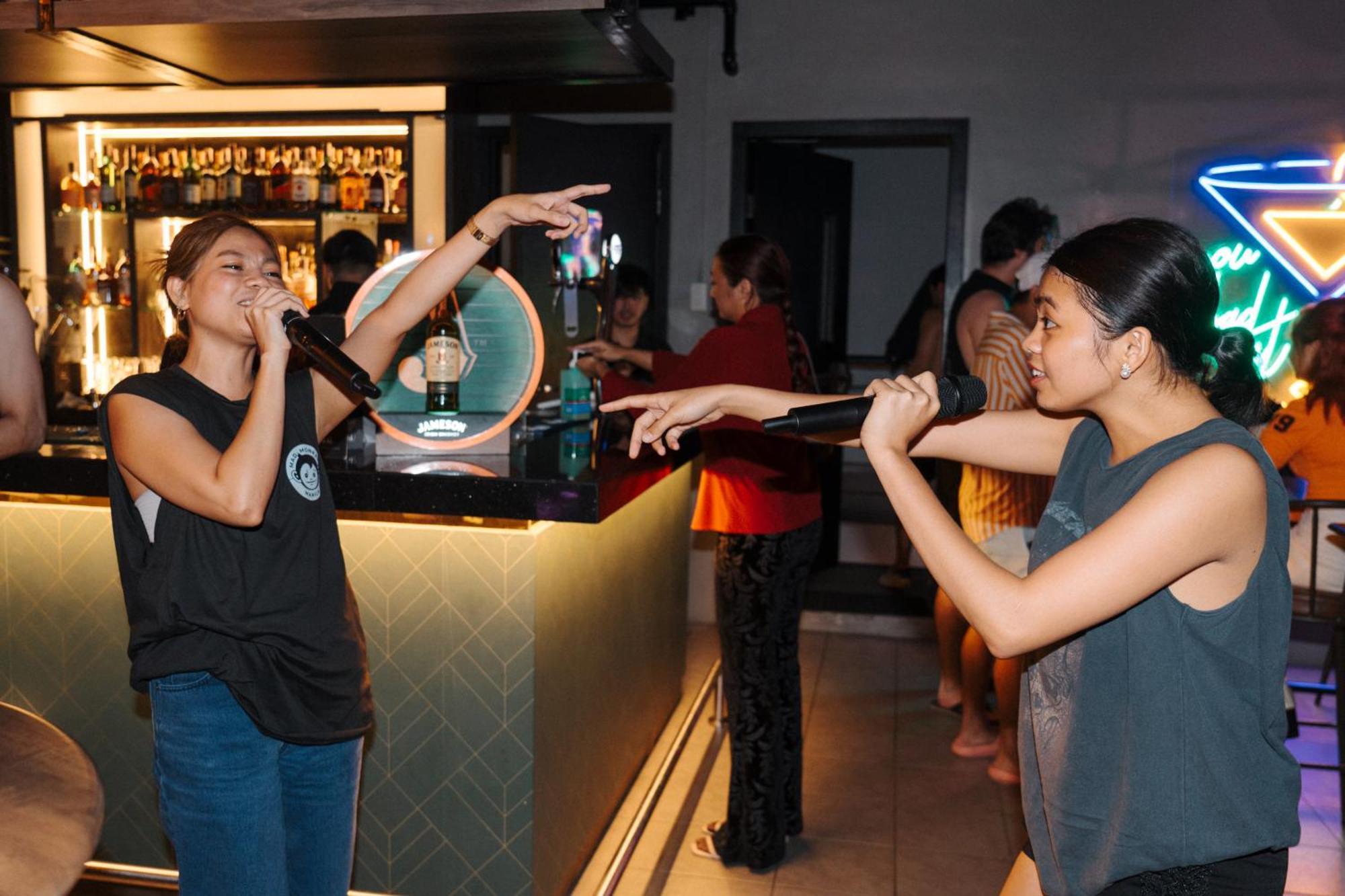 Хостел Mad Monkey Manila Makati City Екстер'єр фото